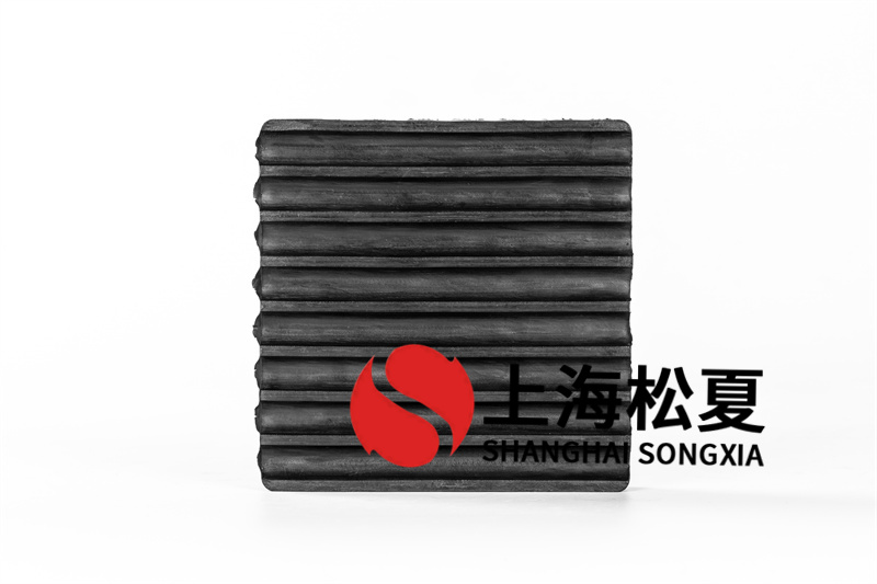 法蘭式橡膠式草莓在线观看网站器特點